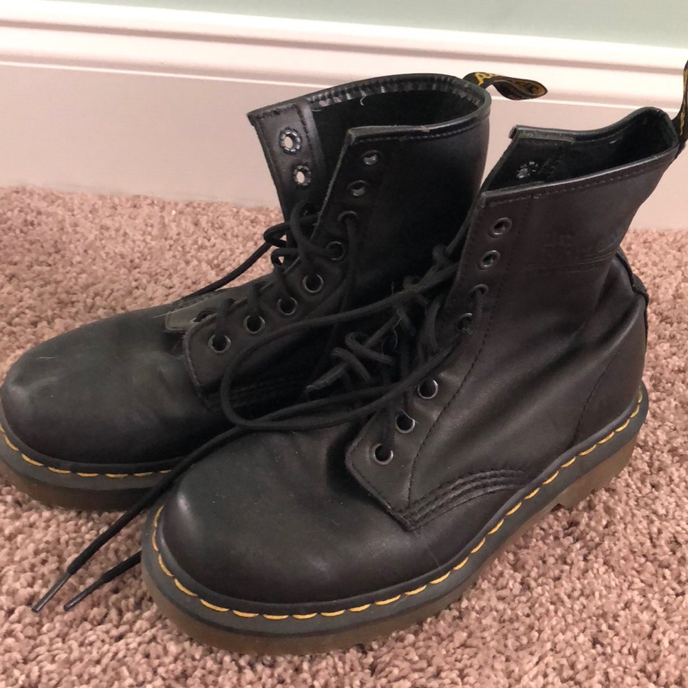 Dr. Marten Boots size 7 US/5 UK. Brand new!
